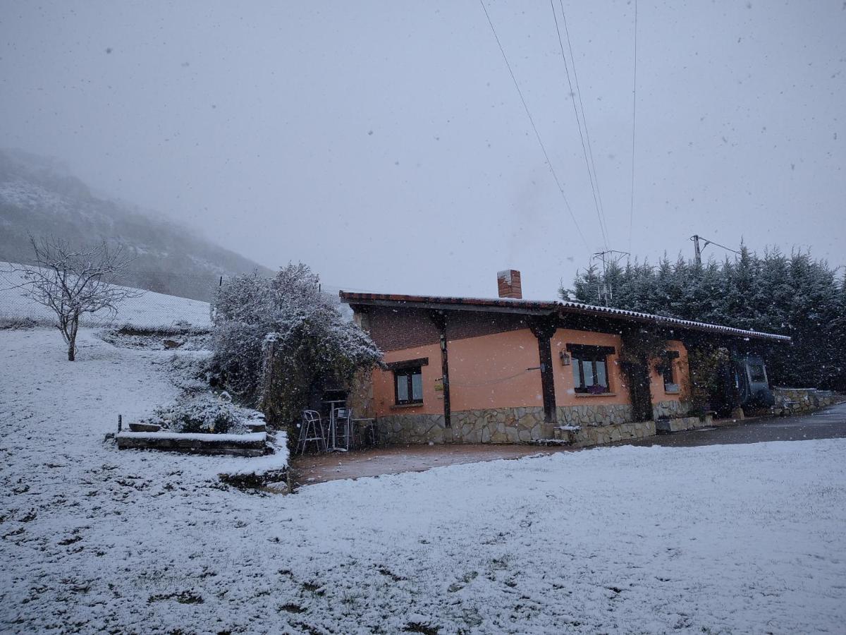 Casa Las Ninas Quintanahedo Exteriör bild