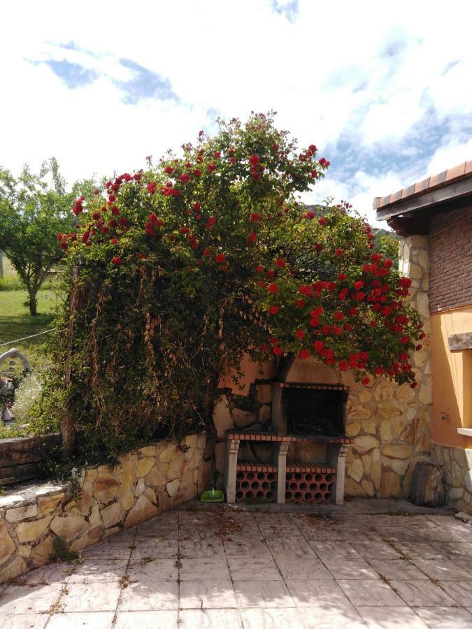 Casa Las Ninas Quintanahedo Exteriör bild